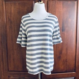 Knit Top w/Ruffle Sleeves